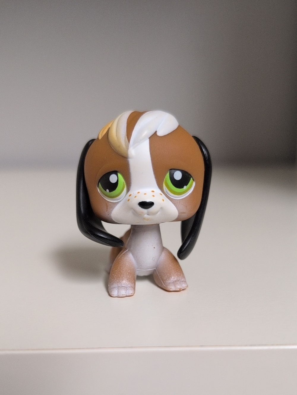 Littlest Pet Shop #113 Authentic Hasbro LPS Collectible Figure Dog Green Eyes